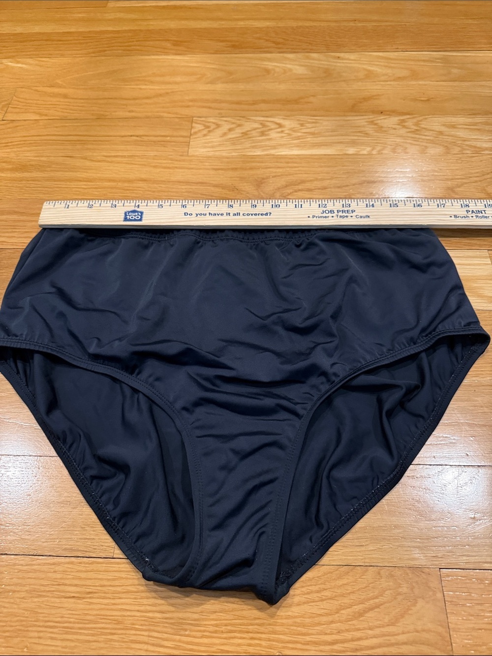 Swimsuit for all black swim bottoms size 22. - Picture 2 of 7